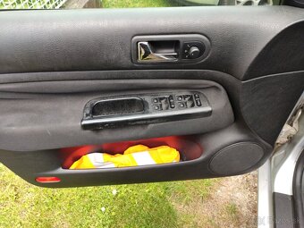 Golf 4 1.4 16V 55kW 244 661 km - 11