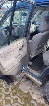 Suzuki Grand Vitara - 11