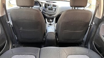Kia Cee’d ročník 2014 - 11