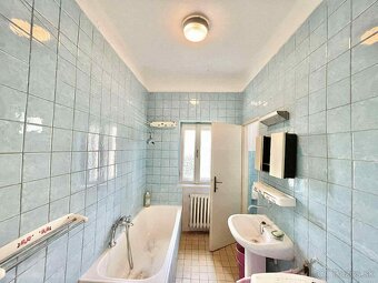 ZĽAVNENÉ • Na predaj rodinná vila s garážou a pozemkom - 11