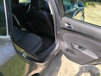 Astra J Sport Tourer 1.4 Turbo - 11