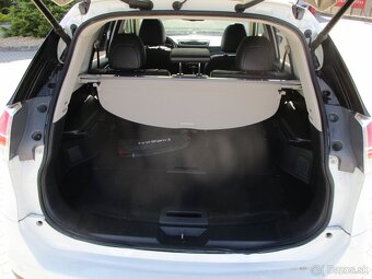 NISSAN X-Trail 1,6 dCi 130 Tekna Automat Pano 2015 - 11