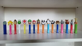Dávkovače na cukríky PEZ - 11