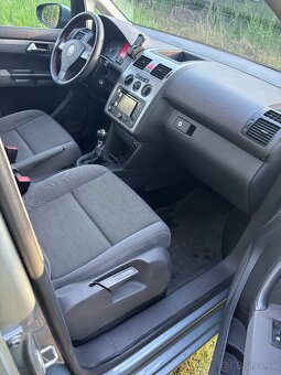Volkswagen Touran 1.9 TDI, 7 Miestny - 11