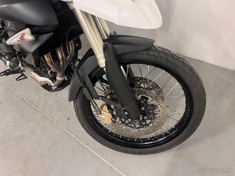 Triumph tiger 800 xc - 11