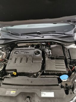 Predám Škodu Superb combi 2.0 TDI Style - 11