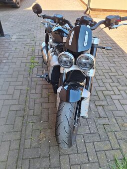 Triumph  Rocket 3r - 2019 - 11