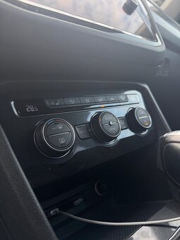 Volkswagen Tiguan Allspace - 11