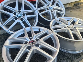 ALU DISKY AUDI 5X112 R17 6,5J ET28 - 11