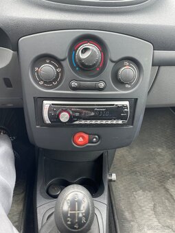 Renault Clio III, 1,2 16V, rv 2007, iba 60000km, kúp. v SR - 11