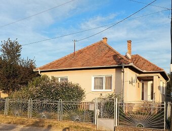 Exkluzívne predáme 3 izbový, rodinný dom v Radave - 11