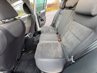 VW GOLF 6 1.6TDI 77kW (2010) - 11