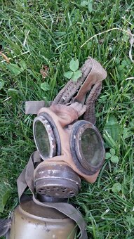 Stará plynová maska, poľské nápisy, neviem - 11