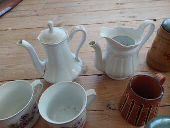 🔥Retro tradičná keramika 4 džbány + 9 pohárov - 11