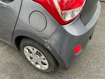 HYUNDAI I10 1,2 BENZÍN AUTOMAT ROK 2016 MIERNE POŠKODENÉ - 11