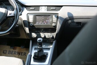 Škoda Octavia Combi 2.0 TDI Business - 11