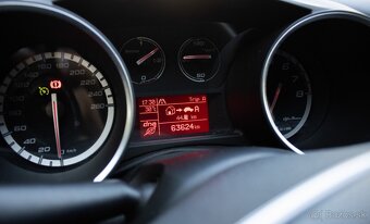 Alfa Romeo Giulietta 1.4T Distinctive - 11
