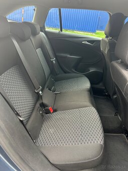 Opel Astra 1.6 Sports Tourer - 11