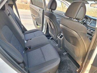 Hyundai Tucson 1.6 benzin - 11