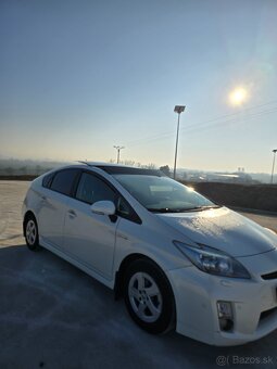 Toyota prius - 11