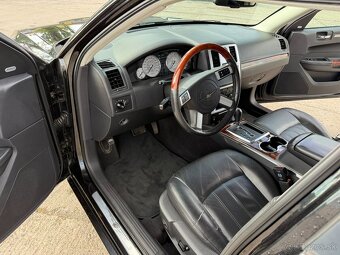 Chrysler 300C 3.0 CRD - 11