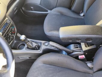 peugeot 206+ 1,4 55kw - 11