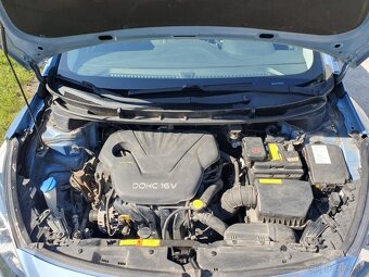 Hyundai i30 1.6i MPI DOHC CVVT Family - 11