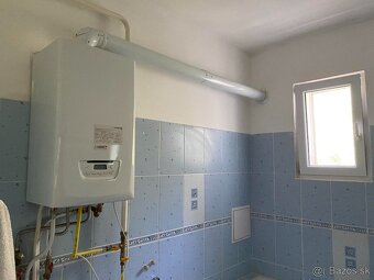 Predaj priestranný 3-izbový byt - 11