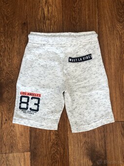 Teplákové súpravy, kraťasy - 11