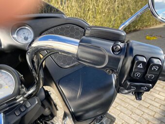 Harley-Davidson Road Glide Special 2019 - 11