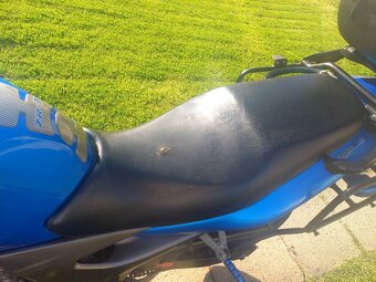 Kawasaki ZR7S - 11
