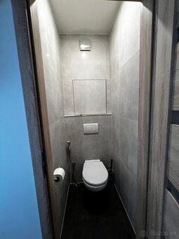 Exkluzívne na predaj veľký 4 izbový byt na Bieloruskej - 11