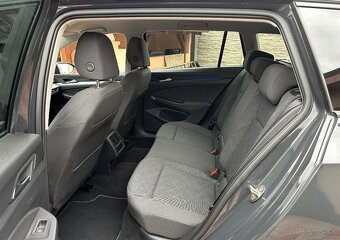 Volkswagen Golf VIII 2.0 TDI 85kw s automatickou prevodovkou - 11