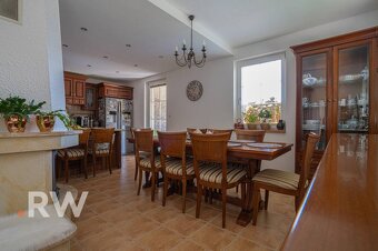 REWIN I Majestátny rodinný dom s investičným potenciálom - 11