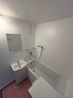 PRENÁJOM 1-izbový byt vo Svite - 11