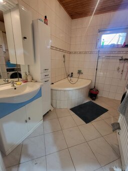 Na predaj rodinný dom pri Šali - 11