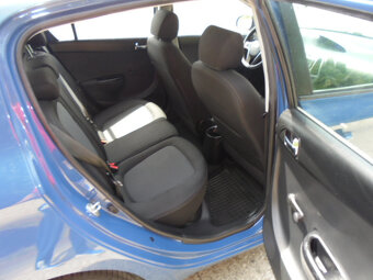 Hyundai i20 1.4i 16V Comfort - 11