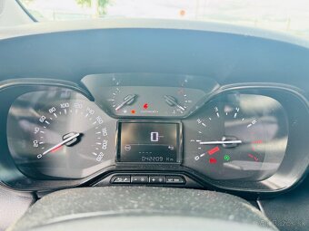 Citroën C3 Aircross  C-Series  2023  / V ZÁRUKE / 42 209 KM - 11