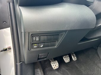 Toyota Yaris 1.6 Turbo GR Four 4WD --2023- - 11