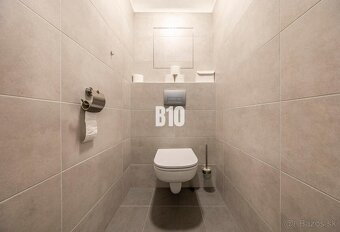 VILADOMY - 2IZBOVÝ BYT S PRIESTRANNOU TERASOU V SLNEČNICIACH - 11