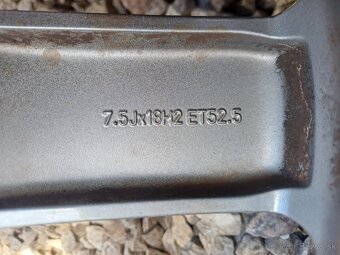 hlinikovè disky org.Ford Focus RS,--71/2Jx18-ET-52,5--5x108 - 11