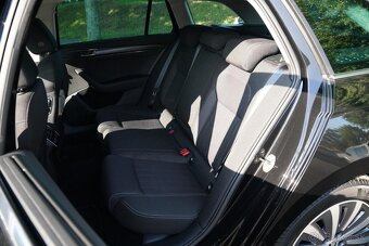 ŠKODA SUPERB COMBI STYLE 2.0 TDI DSG - 11
