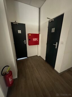 Prenájom kancelárii v budove Living centra, Solinky - Žilina - 11