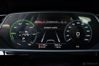Audi E-tron 55 quattro, 300kW, Webasto, Vzduch, ťažné - 11