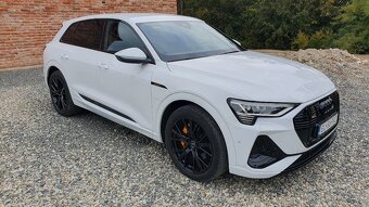 Audi E-tron 55 Quattro S-Line odpočet DPH VIDEOOBHLIADKA - 11