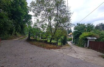 Veľkorysý pozemok na hranici lesa na výstavbu vily/RD - 11
