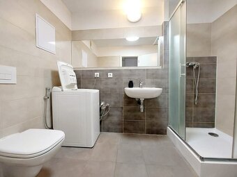 BEZ PROVÍZIE- 2-izbový byt pri prezidentskom paláci na Sucho - 11