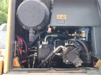 Prodám kolový nakladač LIEBHERR L564 - 11