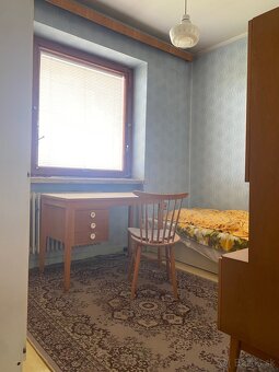 Ponúkam na predaj 5 izb, rodinný dom v obci Kocurice. - 11