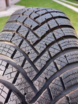 205/60 r16 zimne pneumatiky - 11